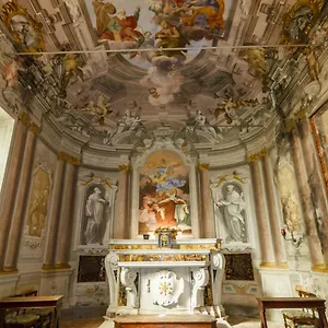 https://villa-bibbiani.it-tuscanyhotel.com